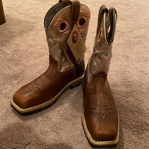 Steel toe womens work boots